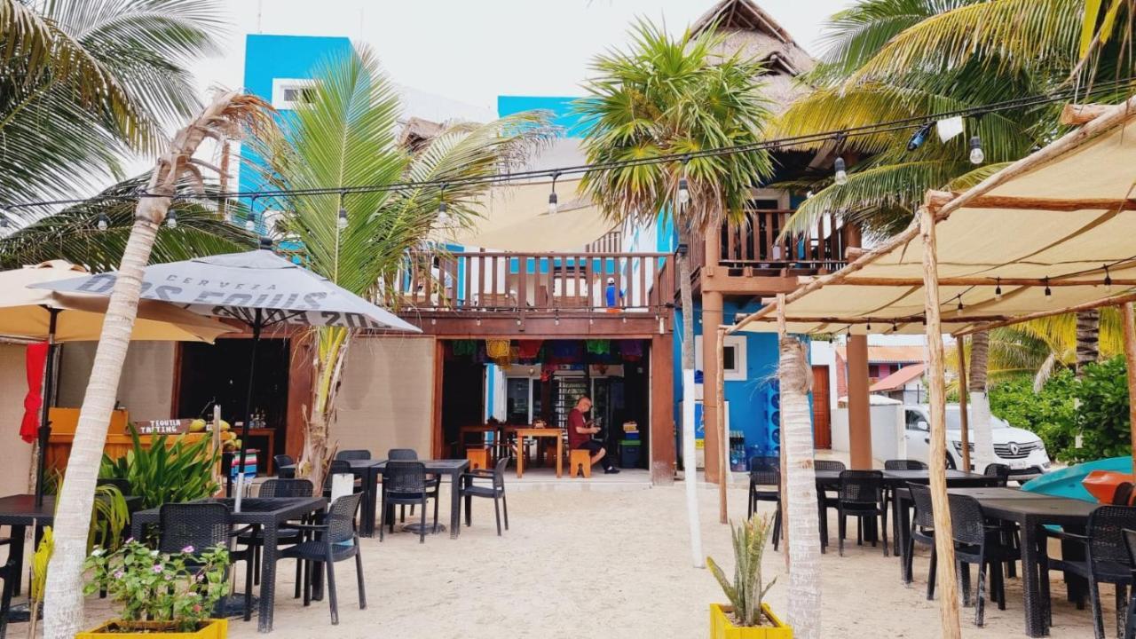Hotel Machos Махахуал Екстериор снимка